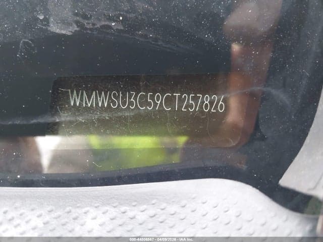 2012 MINI COOPER 9