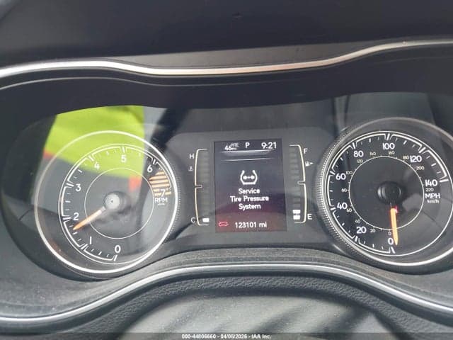 2019 JEEP CHEROKEE LATITUDE PLUS FWD 7