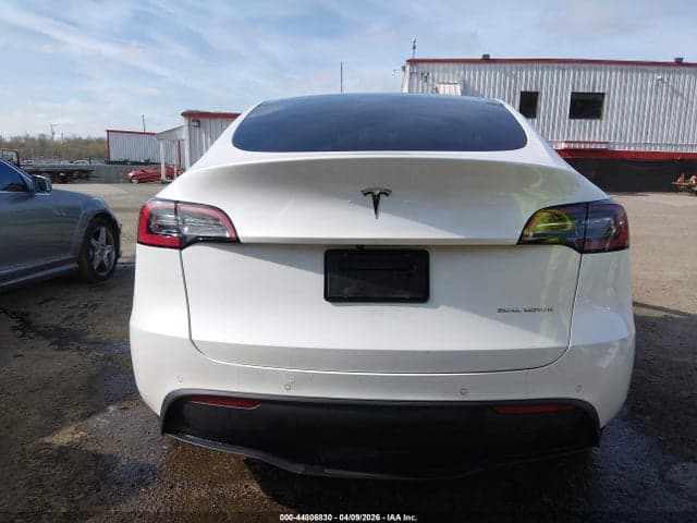 2022 TESLA MODEL Y LONG RANGE DUAL MOTOR ALL-WHEEL DRIVE 17