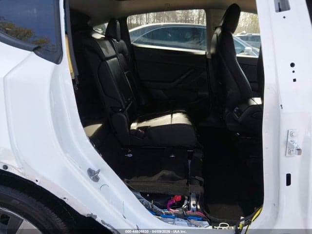 2022 TESLA MODEL Y LONG RANGE DUAL MOTOR ALL-WHEEL DRIVE 8