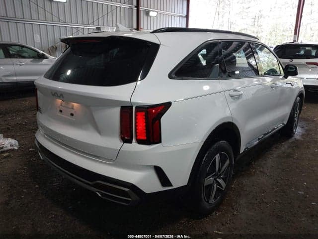2023 KIA SORENTO S 4