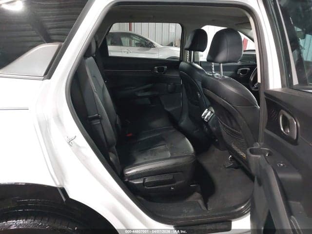 2023 KIA SORENTO S 8