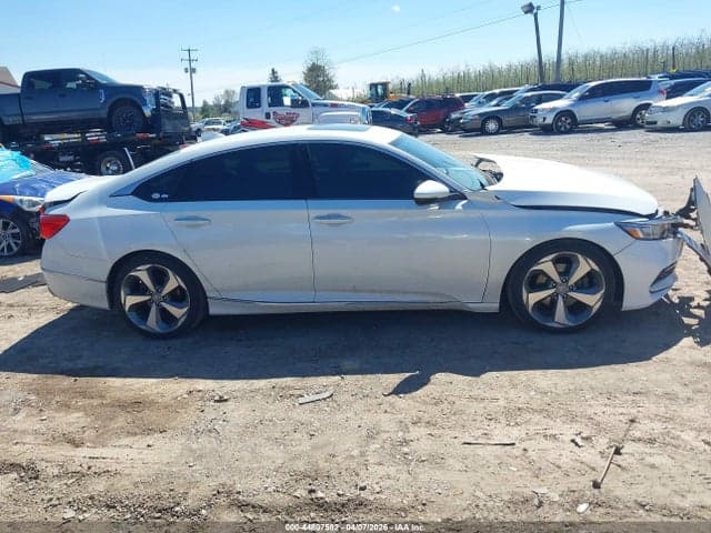 2018 HONDA ACCORD TOURING 13