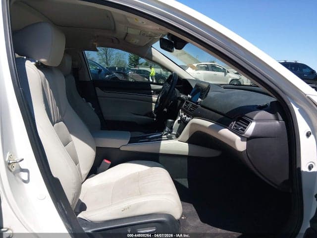 2018 HONDA ACCORD TOURING 5