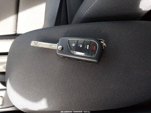 2025 TOYOTA COROLLA LE 11