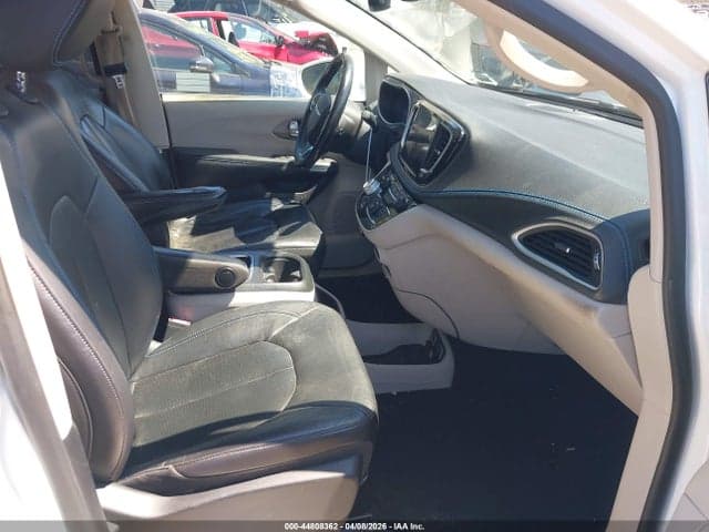 2021 CHRYSLER PACIFICA TOURING L 5