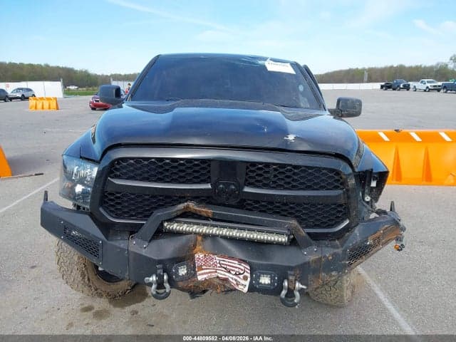 2018 RAM 1500 EXPRESS 4X4 5'7 BOX 12