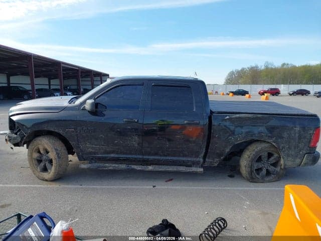 2018 RAM 1500 EXPRESS 4X4 5'7 BOX 14