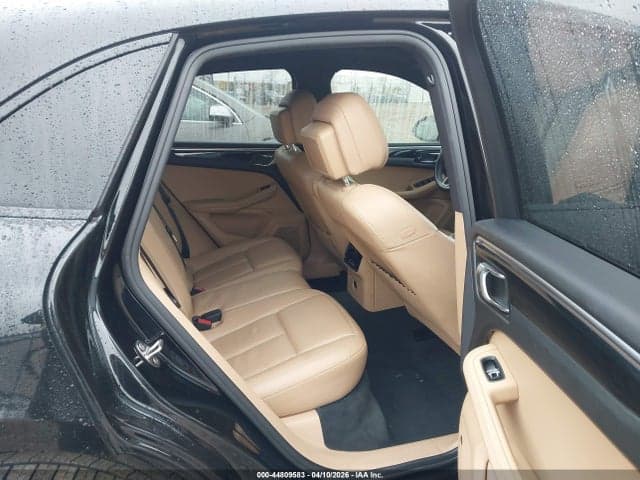 2017 PORSCHE MACAN 8