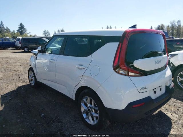 2022 KIA SOUL LX 3