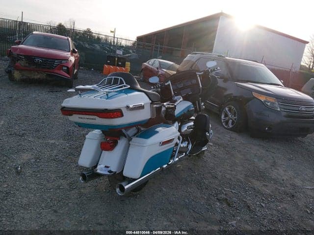 2017 HARLEY-DAVIDSON FLHTCU ULTRA CLASSIC ELECTRA GLD 4