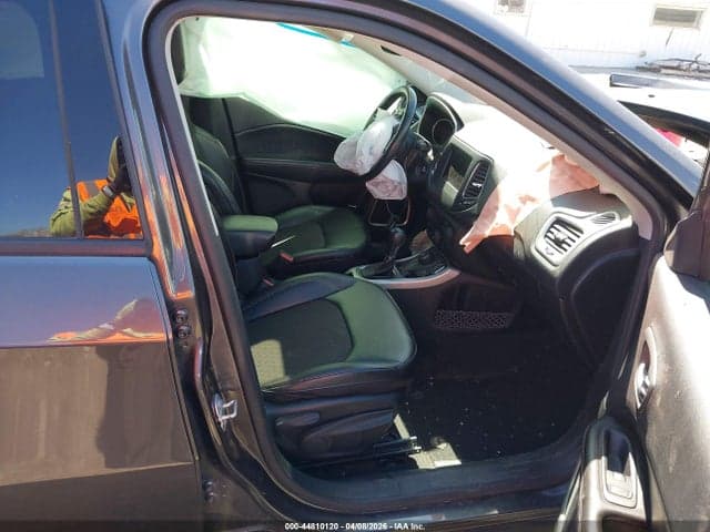 2020 JEEP COMPASS SUN AND SAFETY 4X4 5