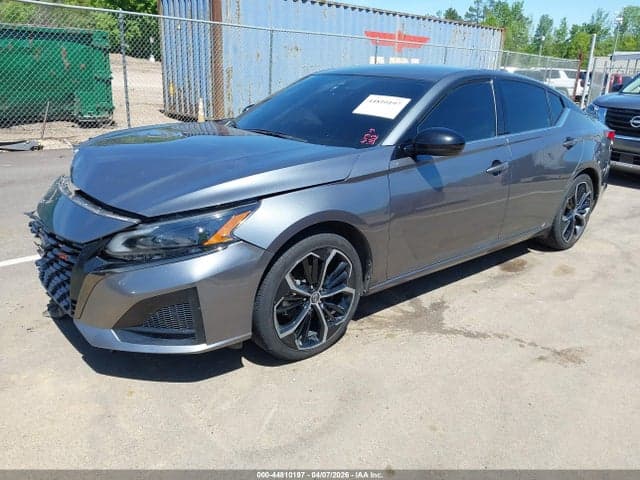 2023 NISSAN ALTIMA SR FWD 2