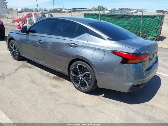2023 NISSAN ALTIMA SR FWD 3