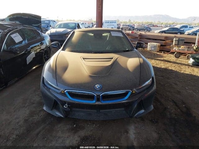 2019 BMW I8 12