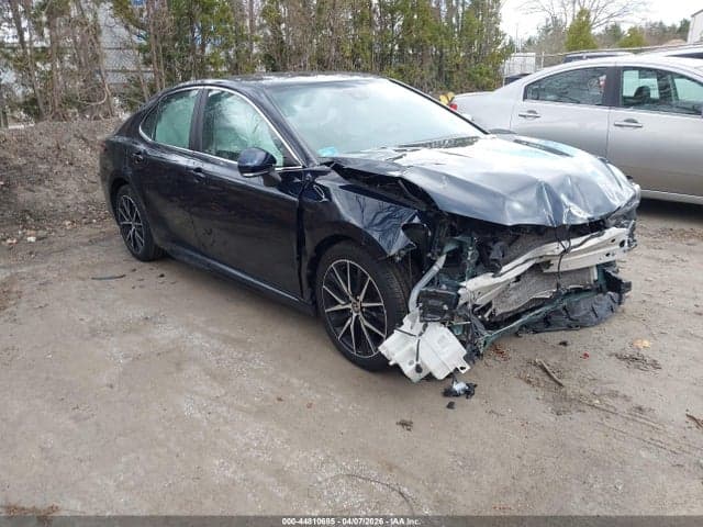 2021 TOYOTA CAMRY SE AWD - 1