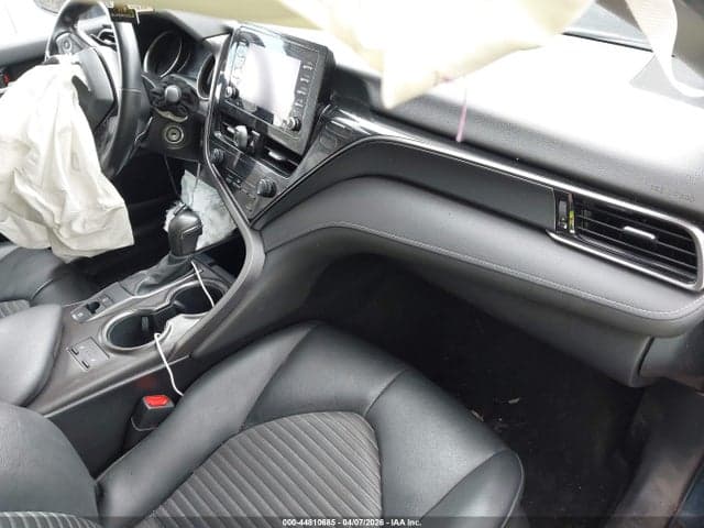 2021 TOYOTA CAMRY SE AWD 5