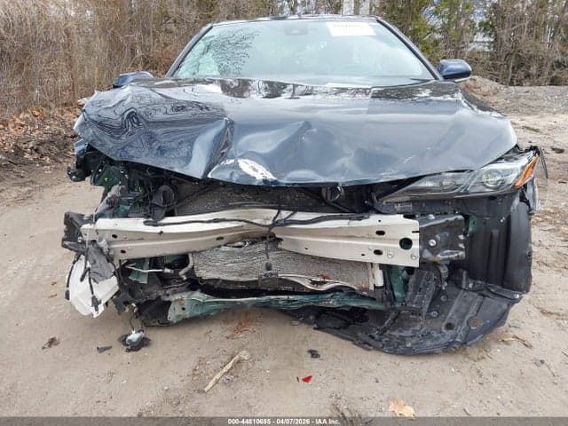 2021 TOYOTA CAMRY SE AWD 6