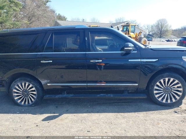 2019 LINCOLN NAVIGATOR L RESERVE 13