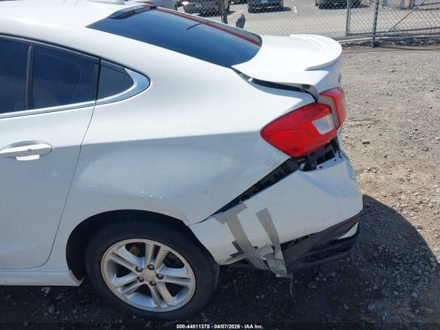 2017 CHEVROLET CRUZE LT AUTO 19