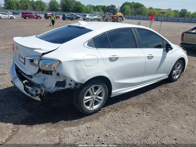 2017 CHEVROLET CRUZE LT AUTO 4