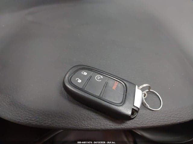 2020 JEEP CHEROKEE LATITUDE PLUS 4X4 11