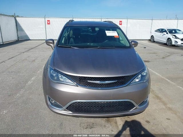 2017 CHRYSLER PACIFICA TOURING-L 12