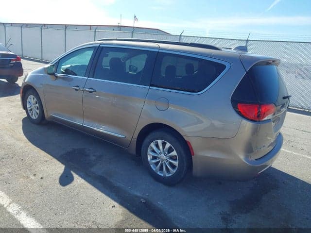2017 CHRYSLER PACIFICA TOURING-L 3