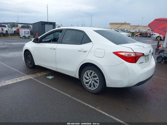 2017 TOYOTA COROLLA LE 3