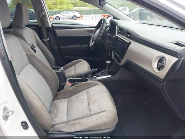 2017 TOYOTA COROLLA LE 5