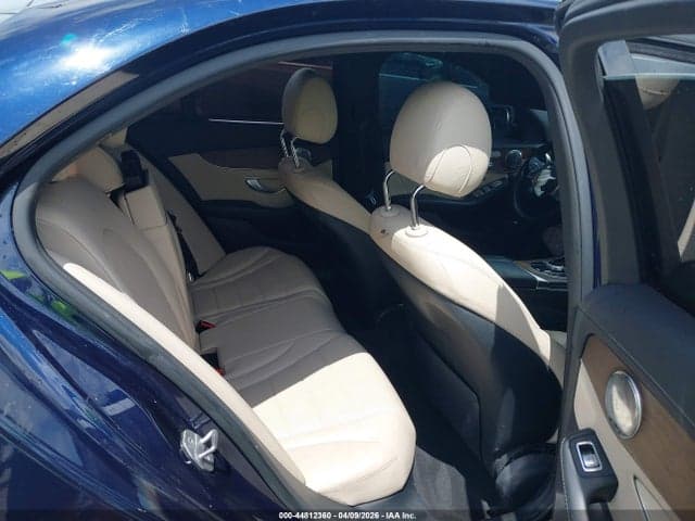 2020 MERCEDES-BENZ C 300 8