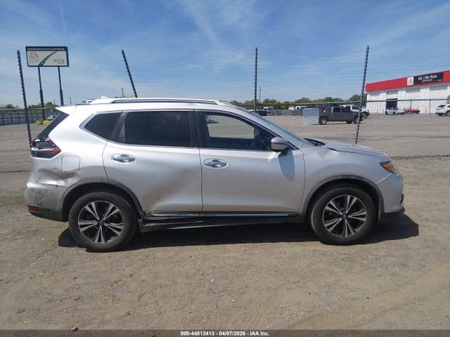 2018 NISSAN ROGUE SL 13