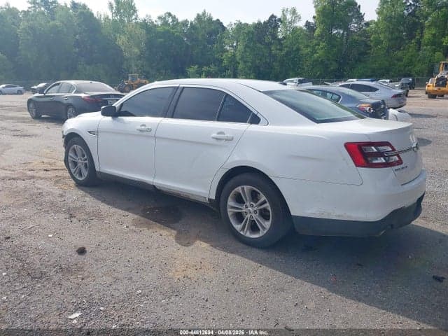 2019 FORD TAURUS SE 3