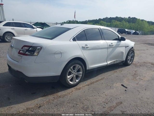 2019 FORD TAURUS SE 4
