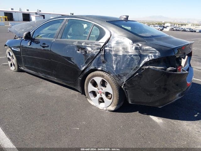 2017 JAGUAR XE 25T 3