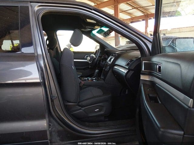 2017 FORD EXPLORER XLT 5