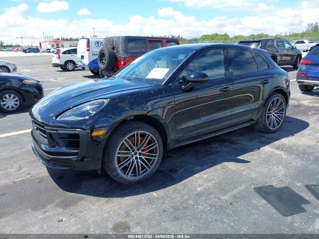 2026 PORSCHE MACAN S 2