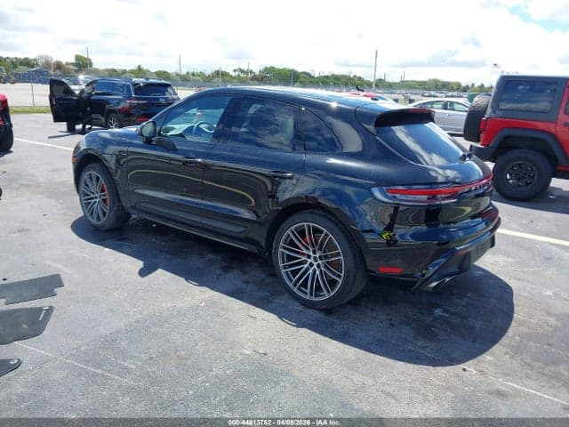 2026 PORSCHE MACAN S 3