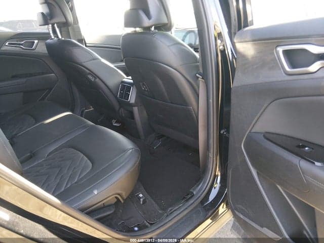 2024 KIA SPORTAGE X-LINE 8