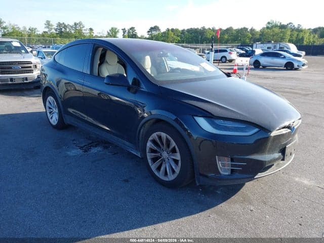 2017 TESLA MODEL X 1