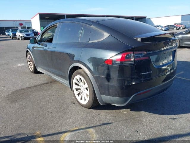 2017 TESLA MODEL X 3