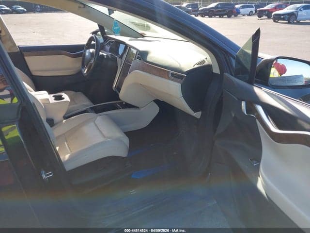 2017 TESLA MODEL X 5