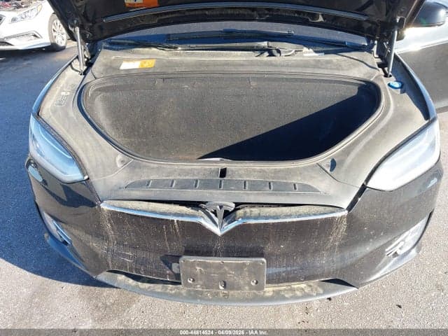 2017 TESLA MODEL X 10