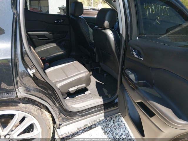 2020 GMC ACADIA AWD AT4 8