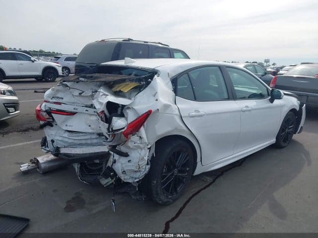 2025 TOYOTA CAMRY SE 5