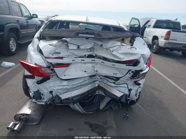 2025 TOYOTA CAMRY SE 7