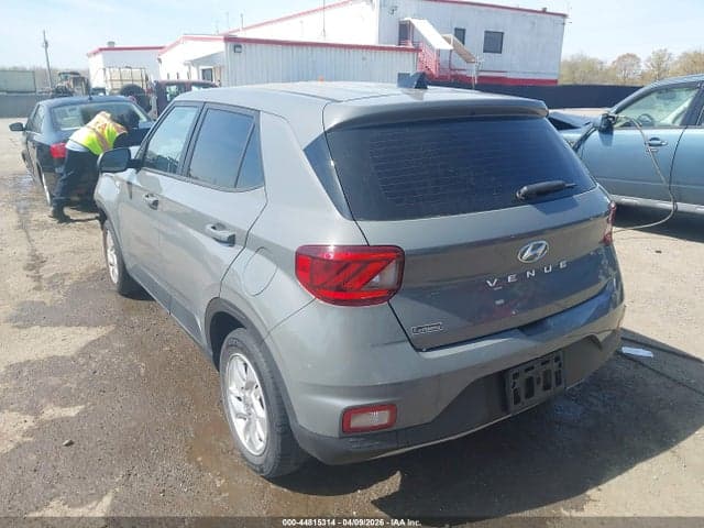 2021 HYUNDAI VENUE SE 3