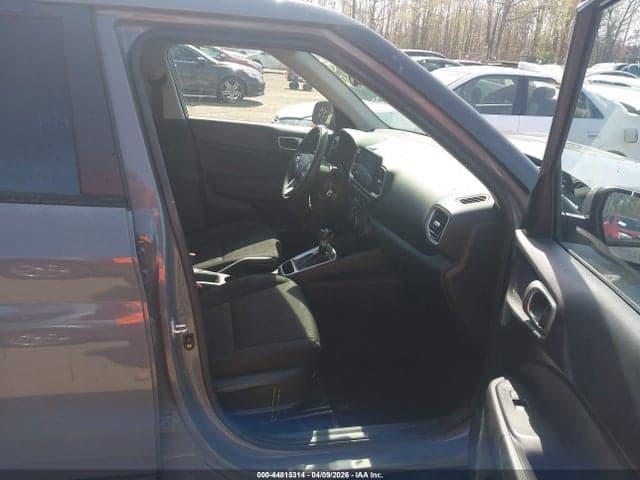 2021 HYUNDAI VENUE SE 5