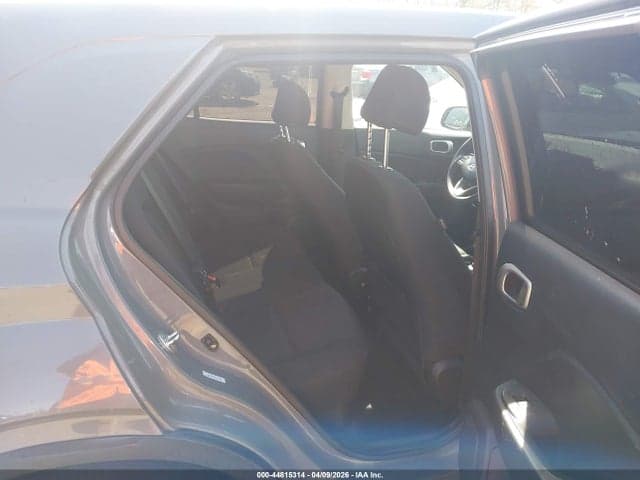 2021 HYUNDAI VENUE SE 8