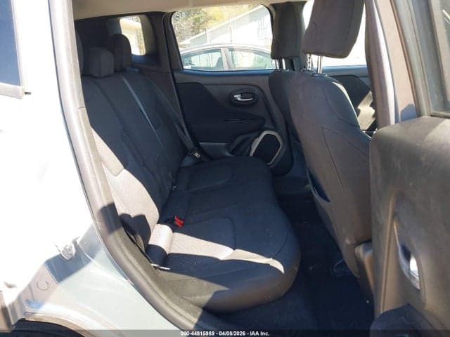 2017 JEEP RENEGADE LATITUDE 4X4 8